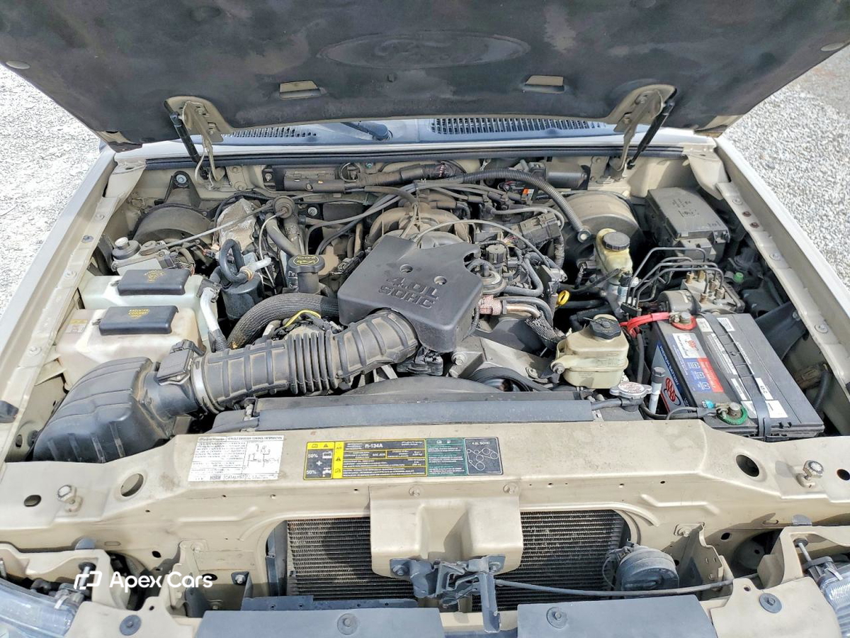 Ford Explorer 2004