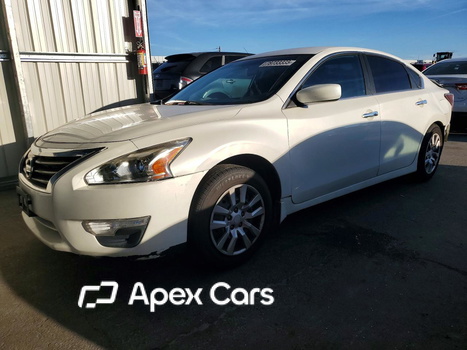 Nissan Altima 2015 - Image 1 of 13