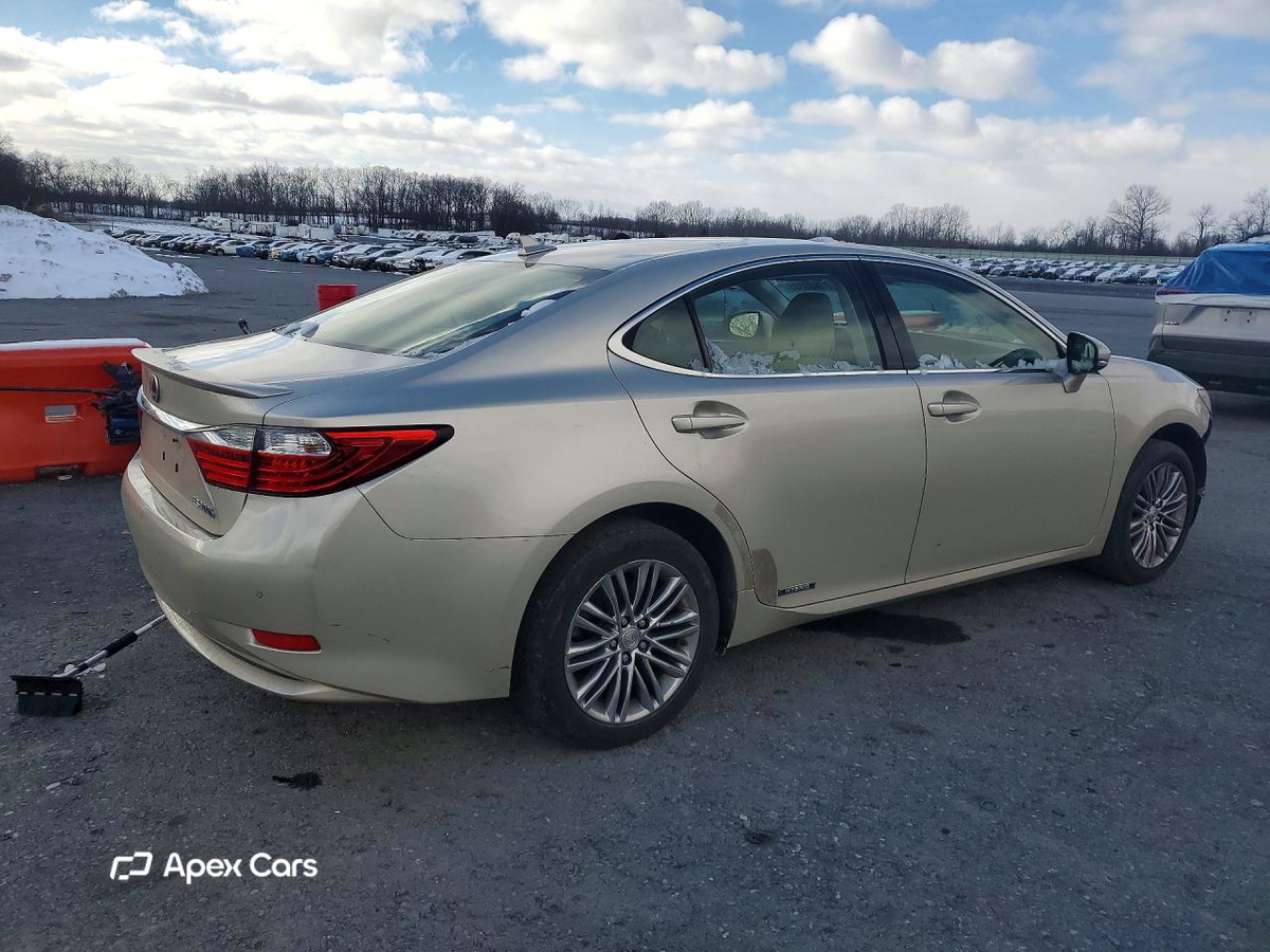Lexus ES 2013
