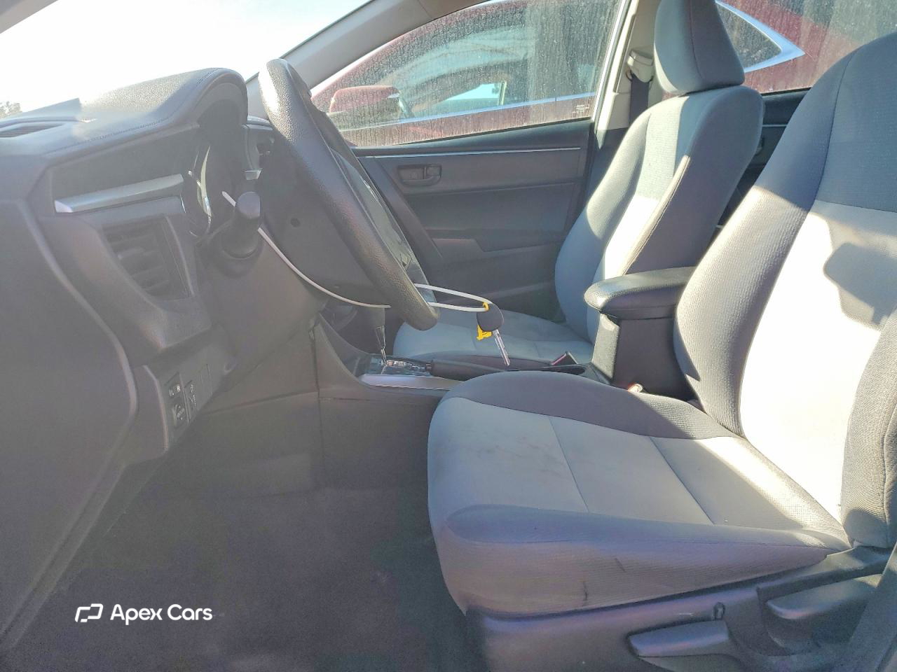Toyota Corolla 2015