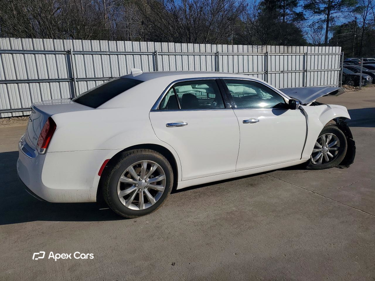 Chrysler 300 2019