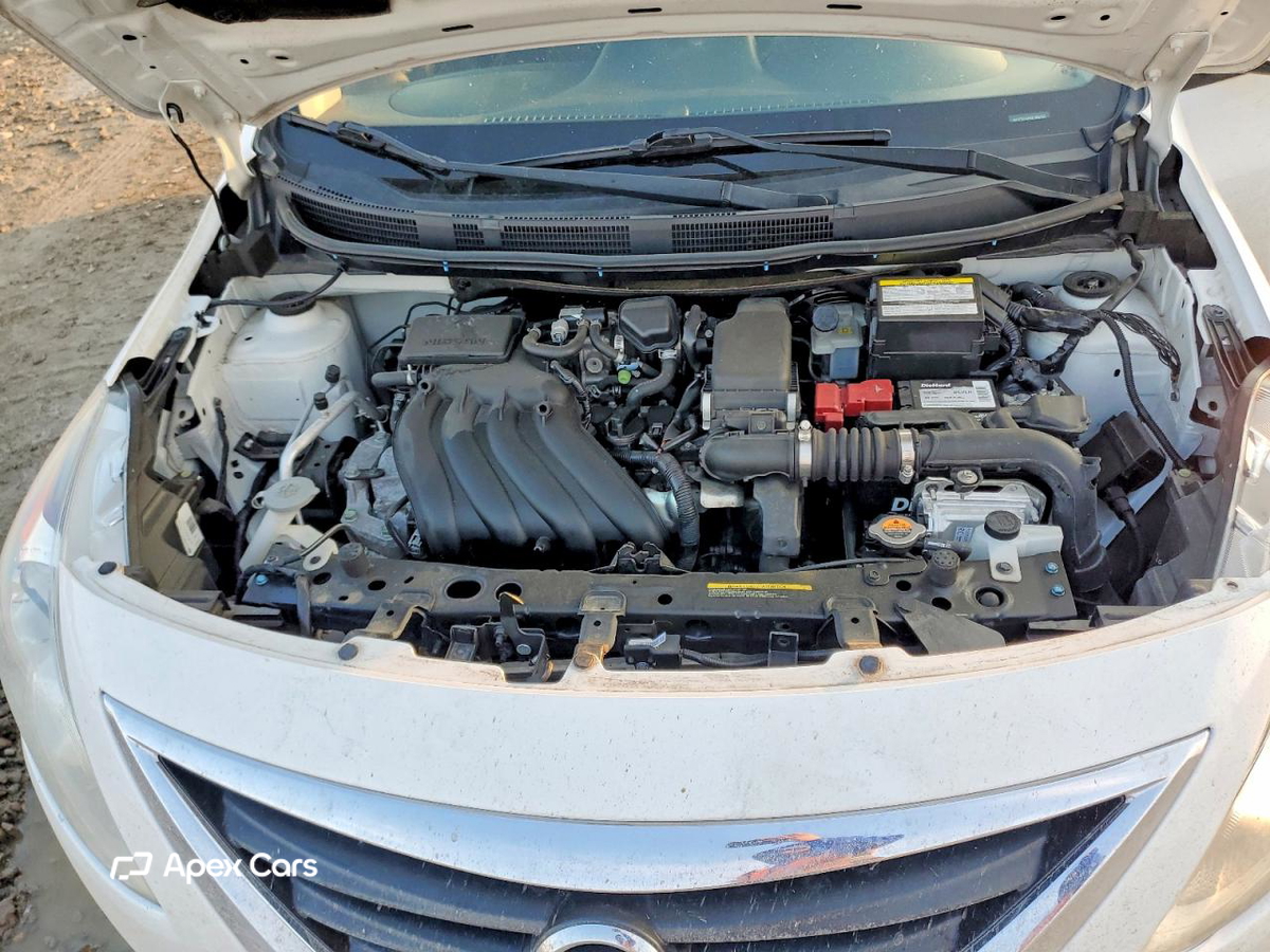 Nissan Versa 2019