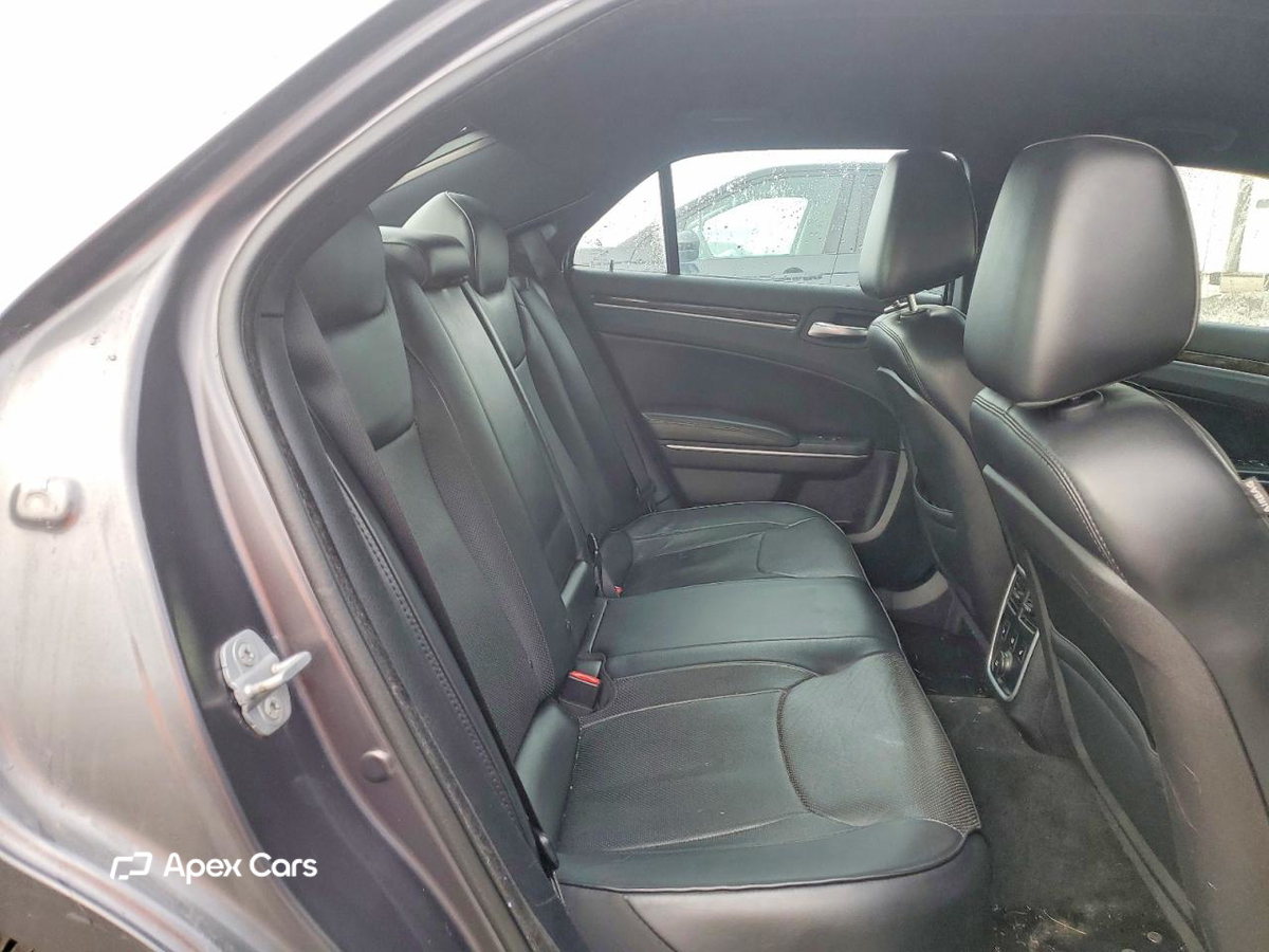Chrysler 300 2014