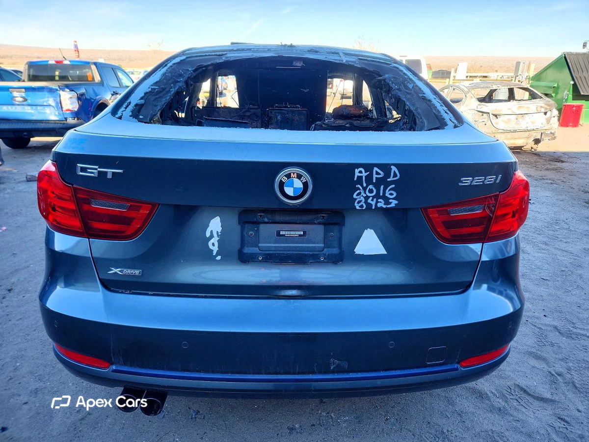 BMW Series 3 2016
