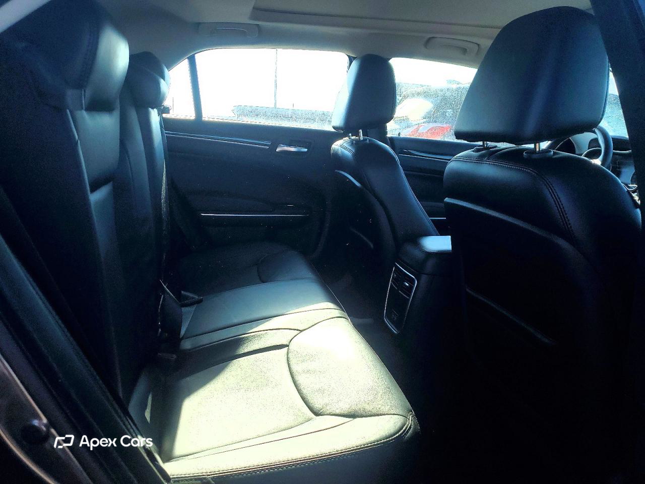 Chrysler 300 2016