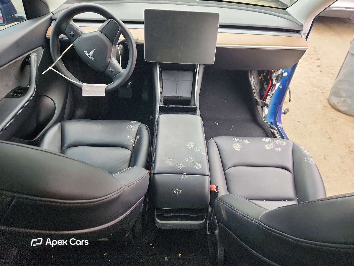 Tesla Model Y 2021
