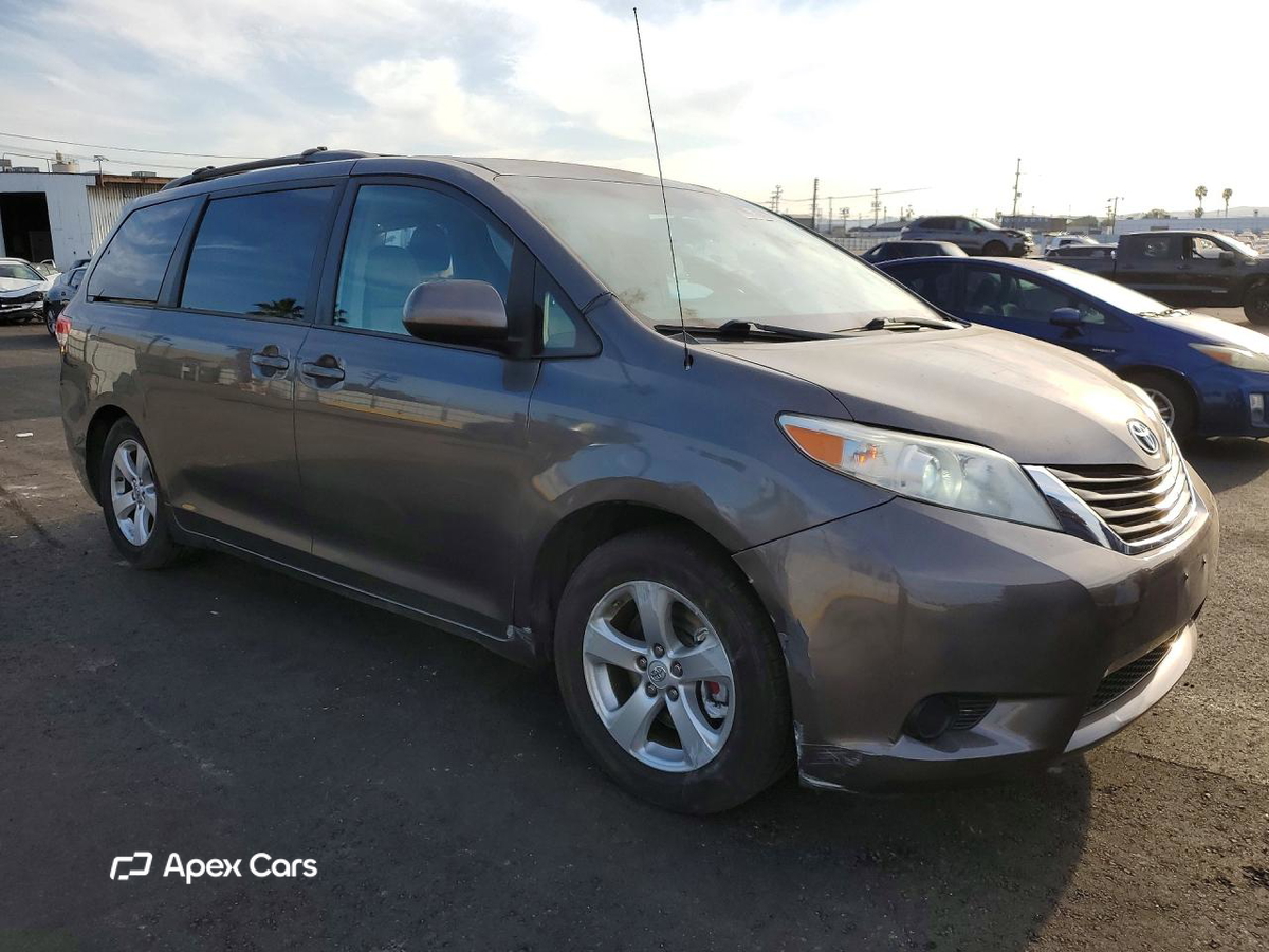 Toyota Sienna 2013