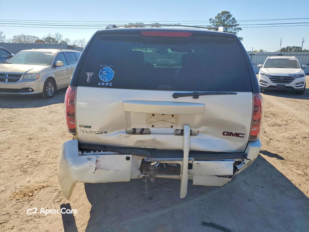 GMC Yukon 2010