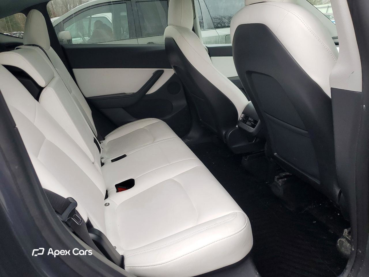 Tesla Model Y 2020