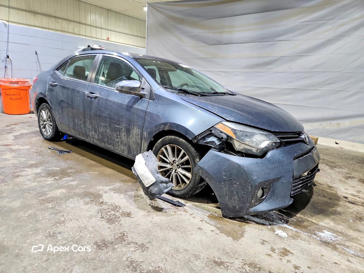 Toyota Corolla 2015