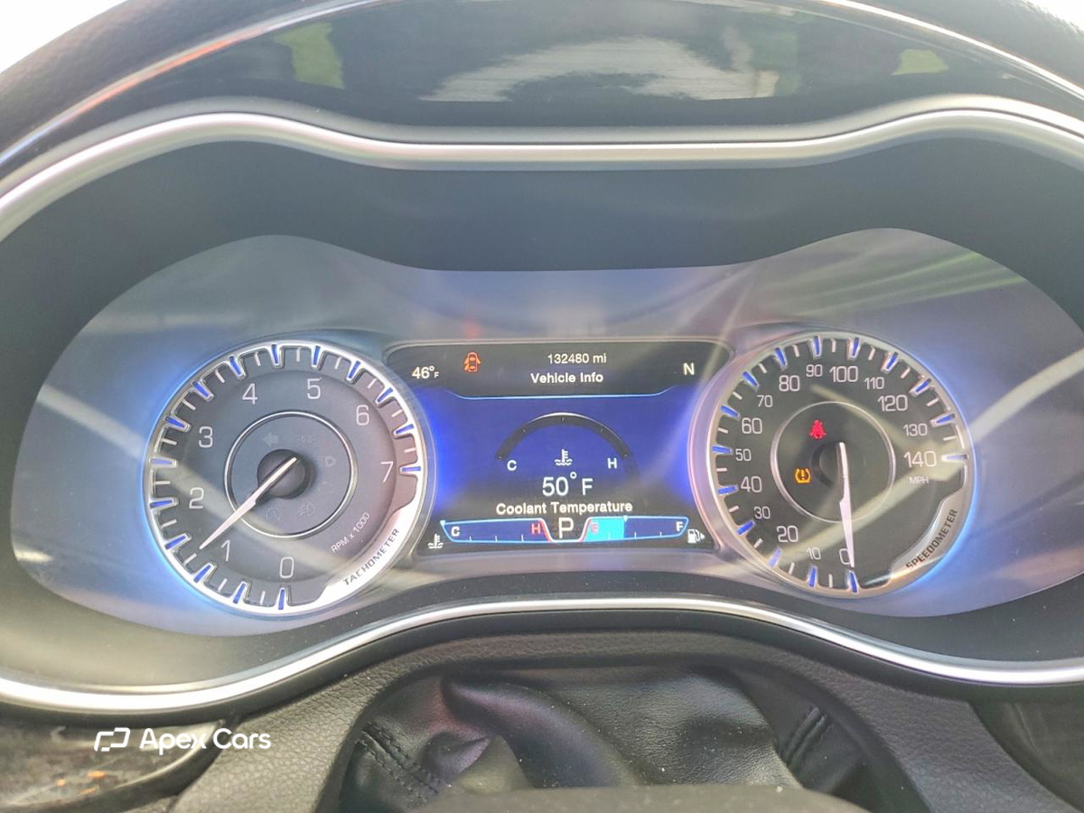 Chrysler 200 2015