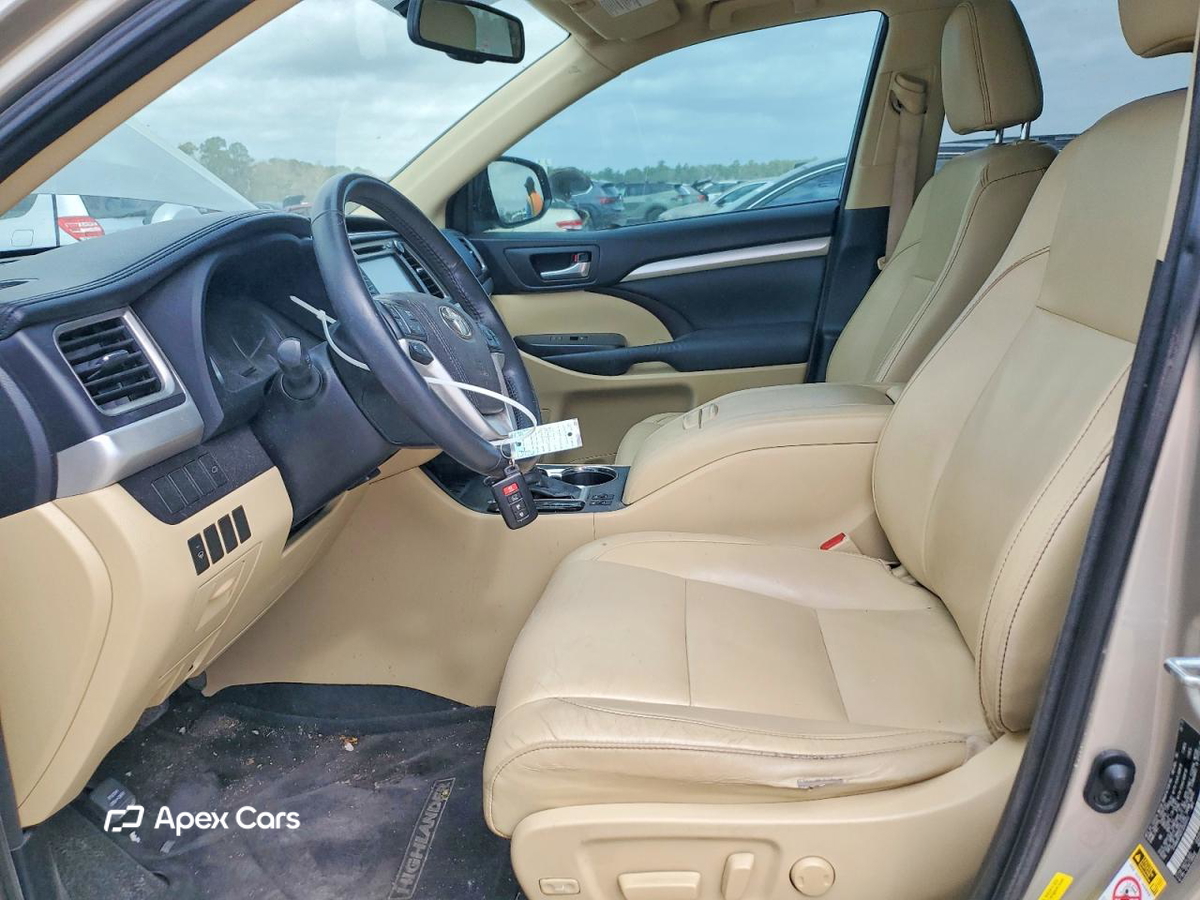 Toyota Highlander 2015