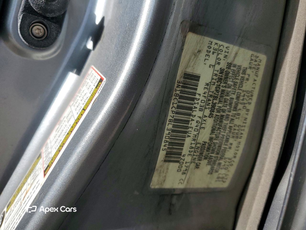 Nissan Versa 2011