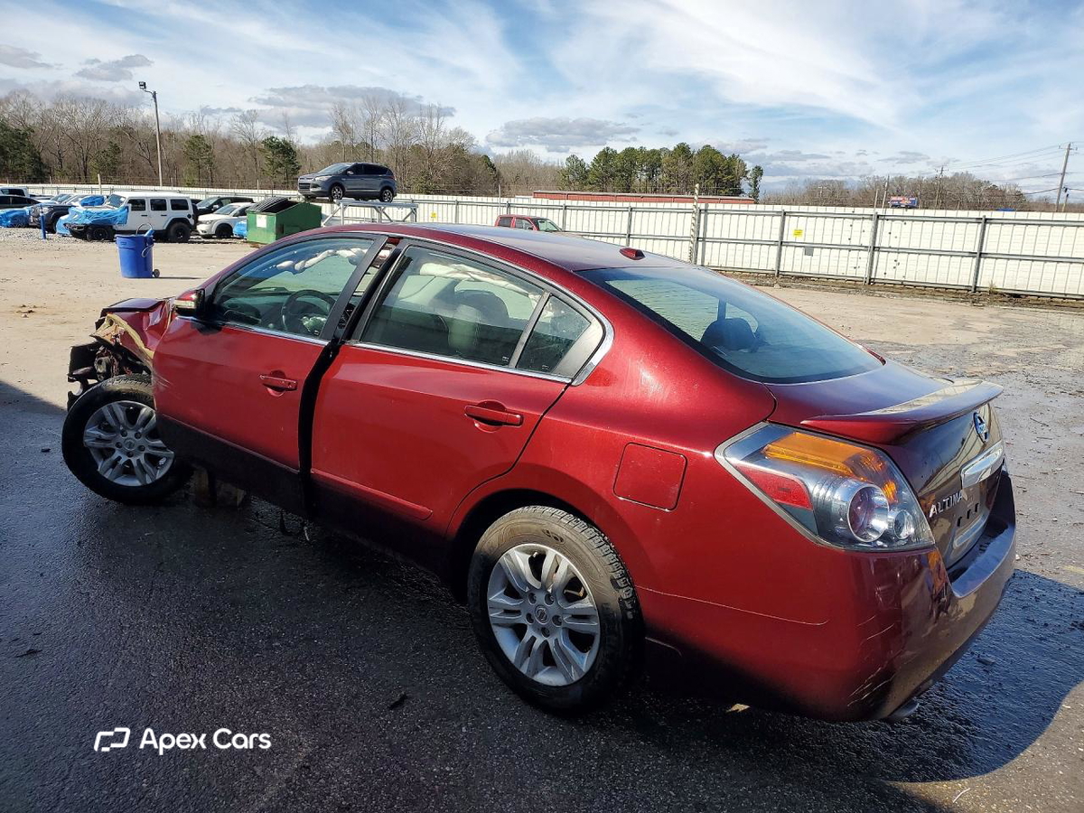 Nissan Altima 2011