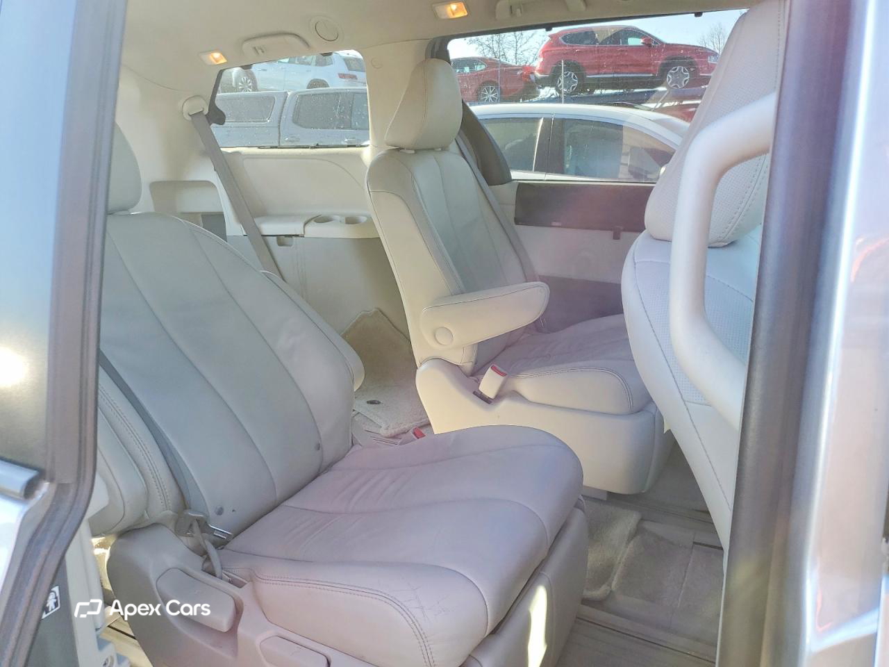 Toyota Sienna 2013