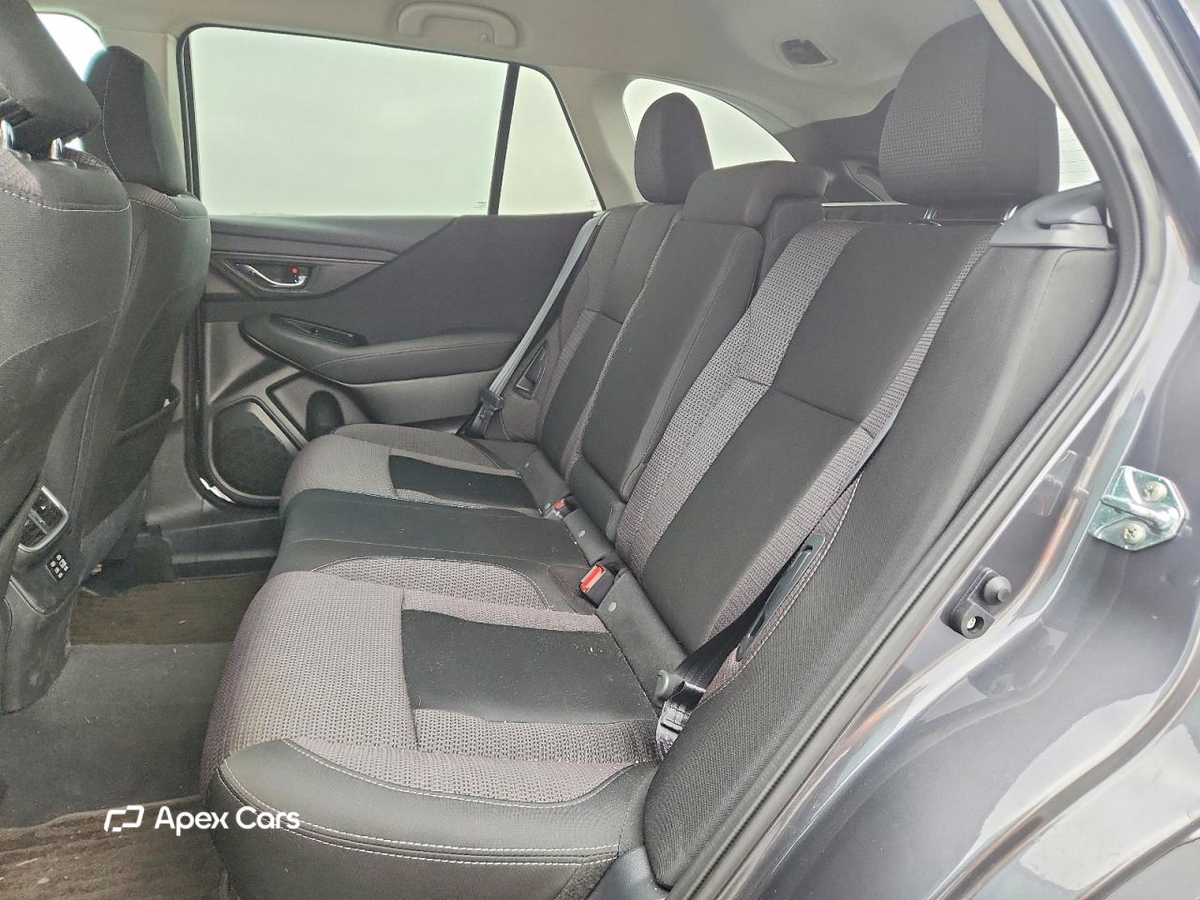 Subaru Outback 2025