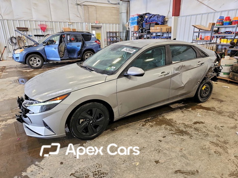 Hyundai Elantra 2023 - Image 1 of 12