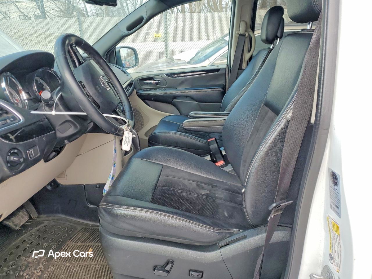 Dodge Caravan 2017
