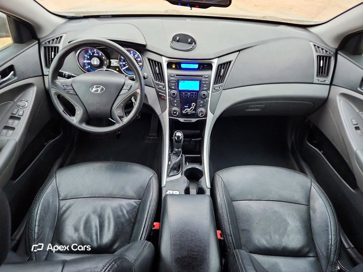 Hyundai Sonata 2013
