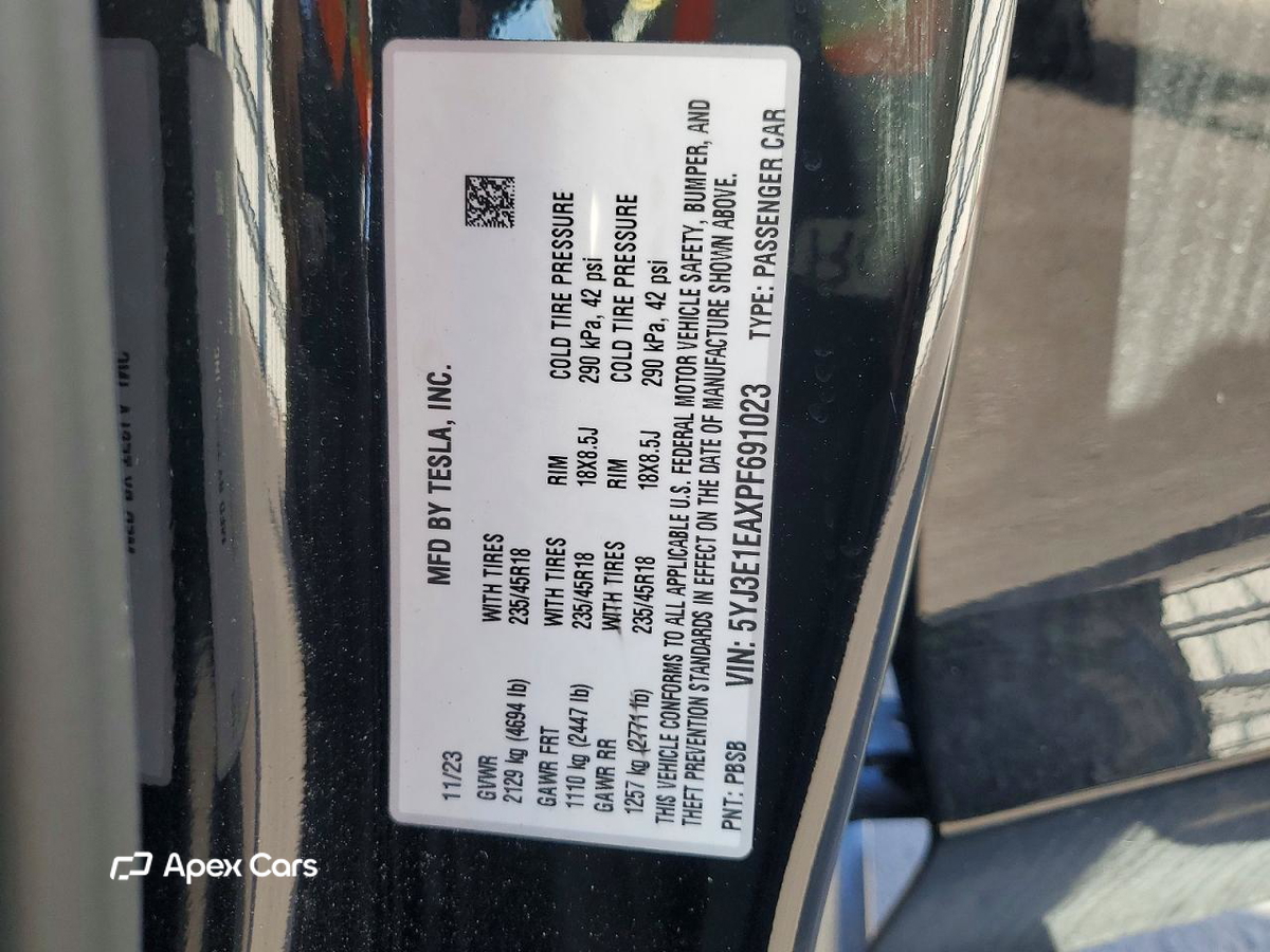 Tesla Model 3 2023