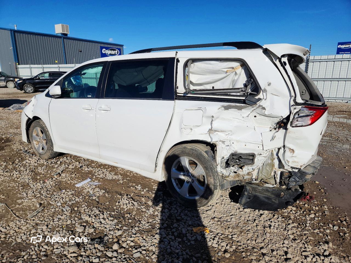 Toyota Sienna 2018