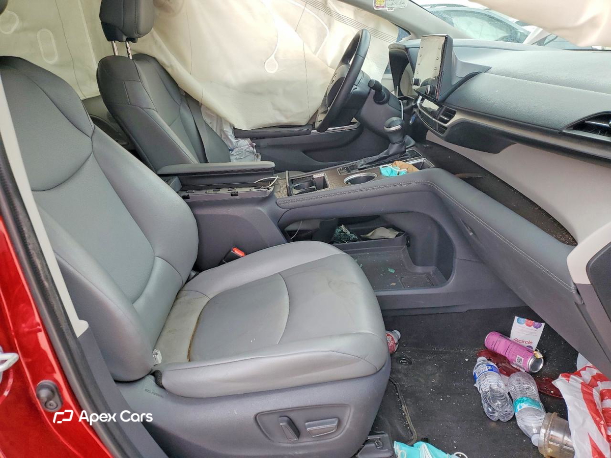 Toyota Sienna 2021