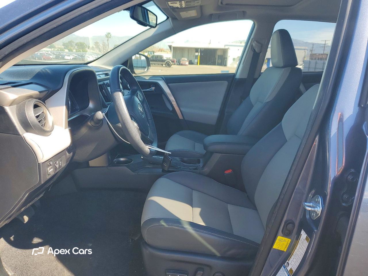 Toyota RAV 4 2014