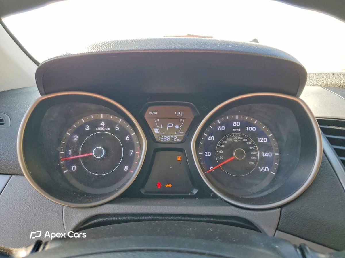 Hyundai Elantra 2016