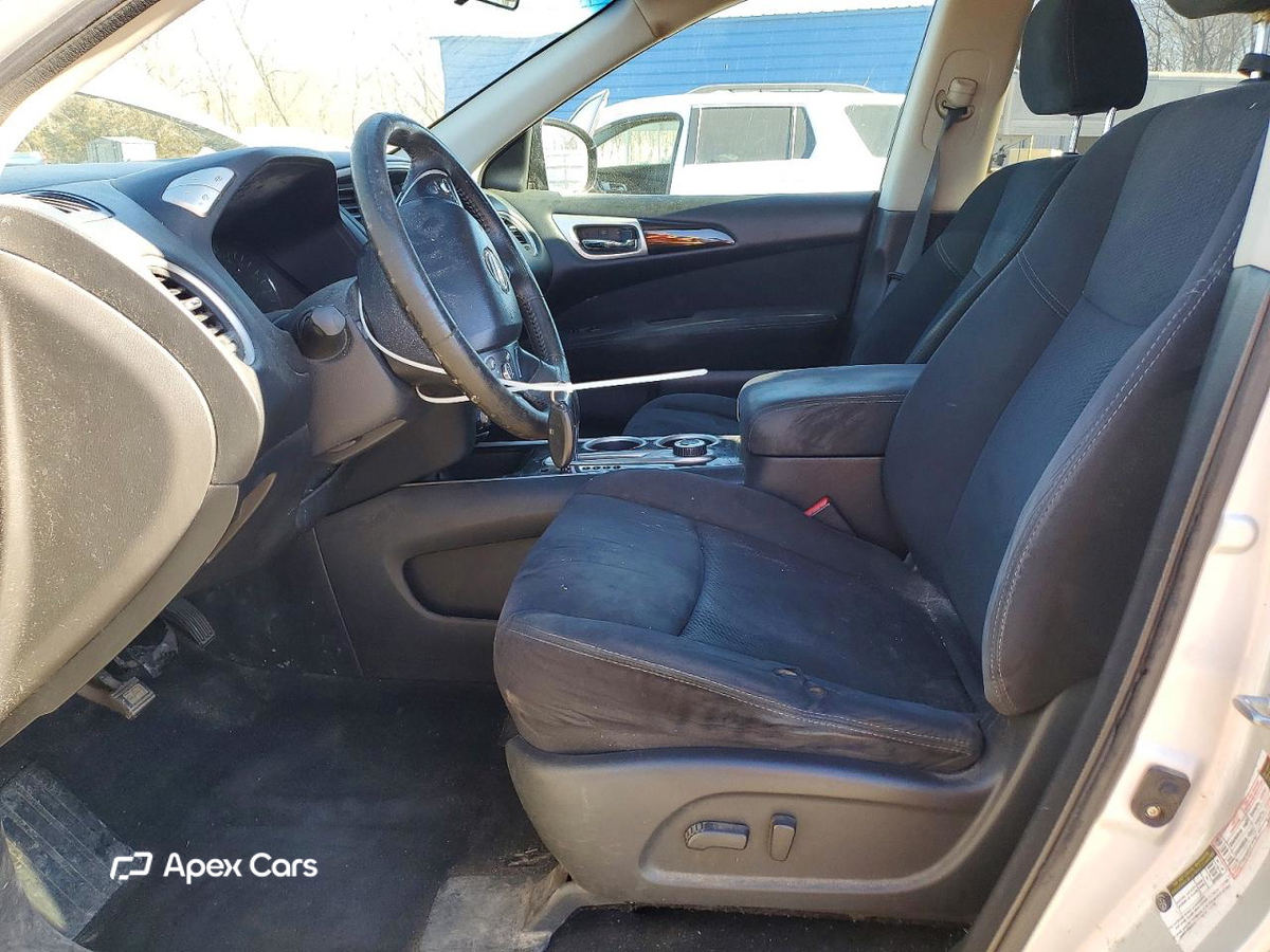 Nissan Pathfinder 2013