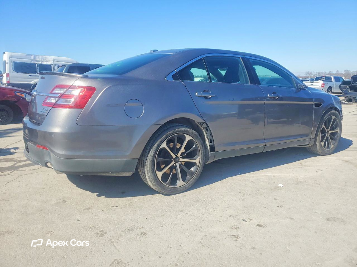 Ford Taurus 2014