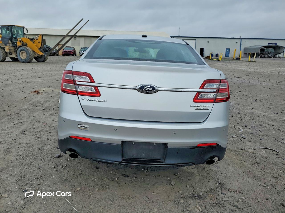 Ford Taurus 2018