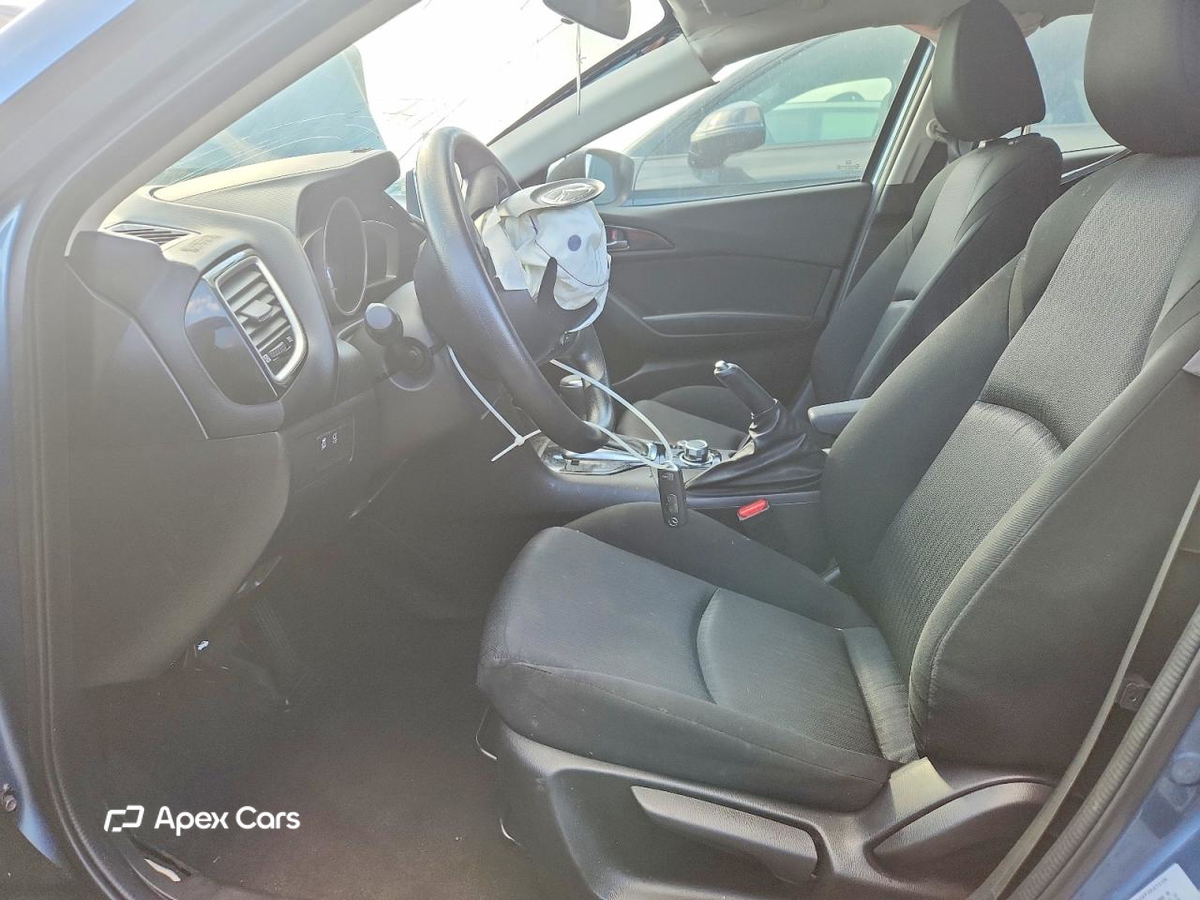 Mazda 3 2016