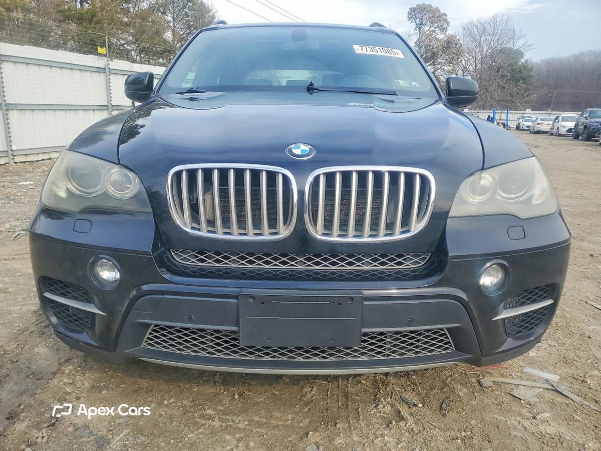 BMW X5 2011
