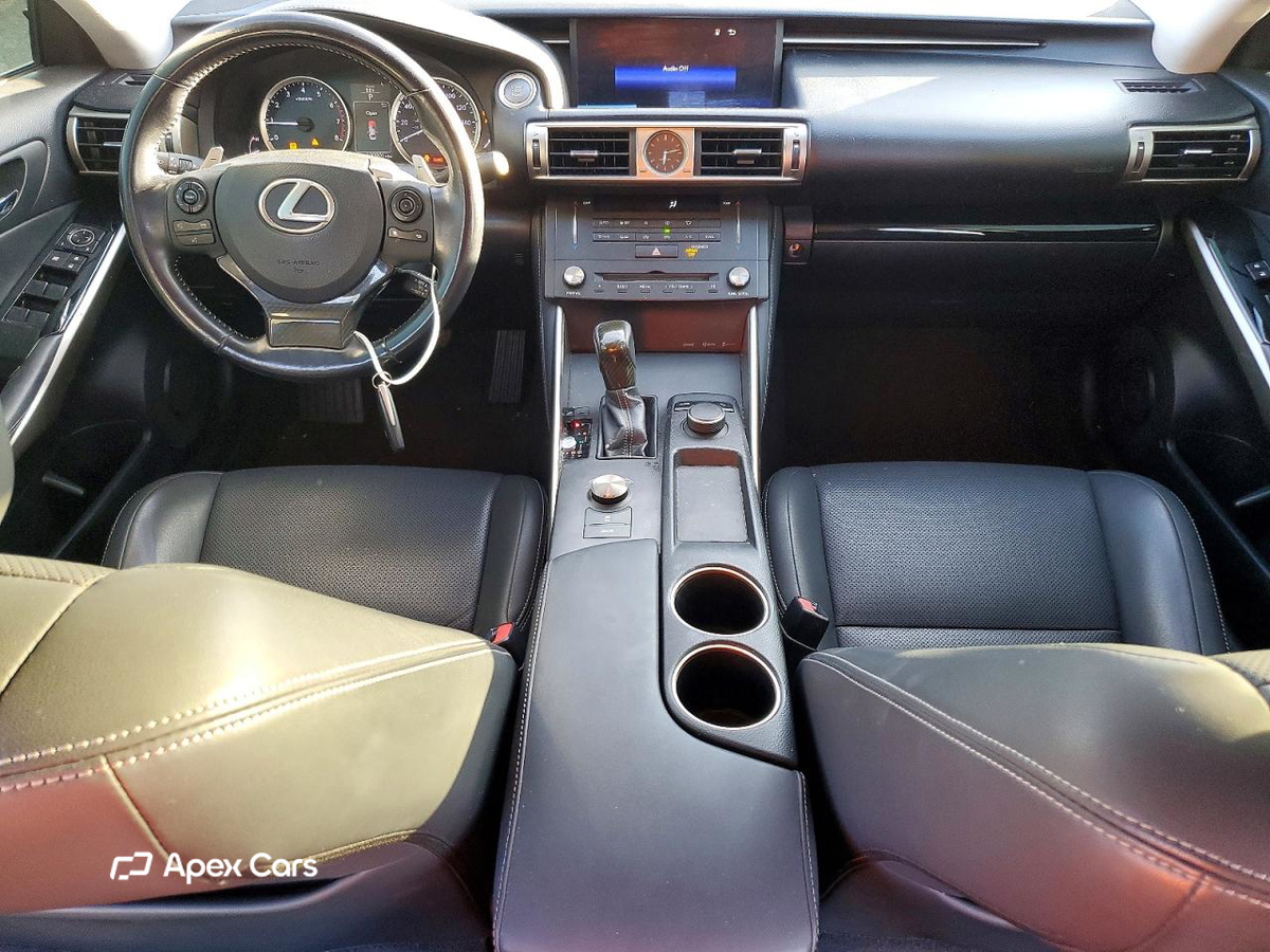 Lexus IS 2016
