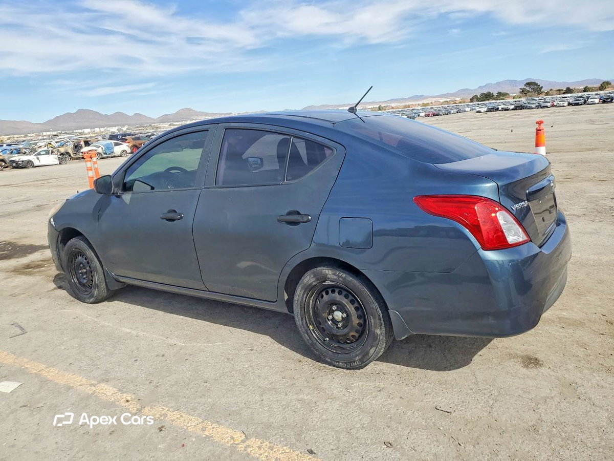 Nissan Versa 2016