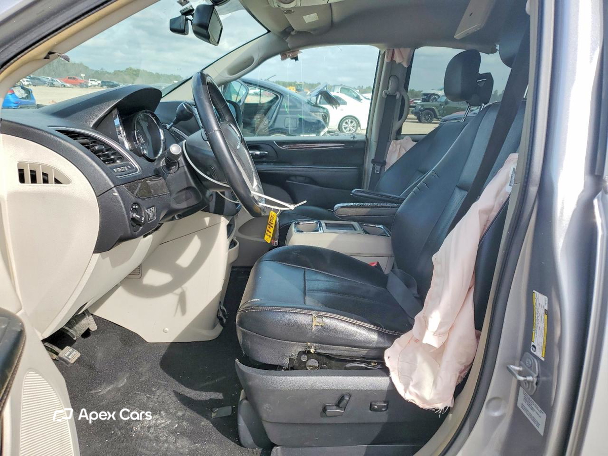 Chrysler Voyager 2015