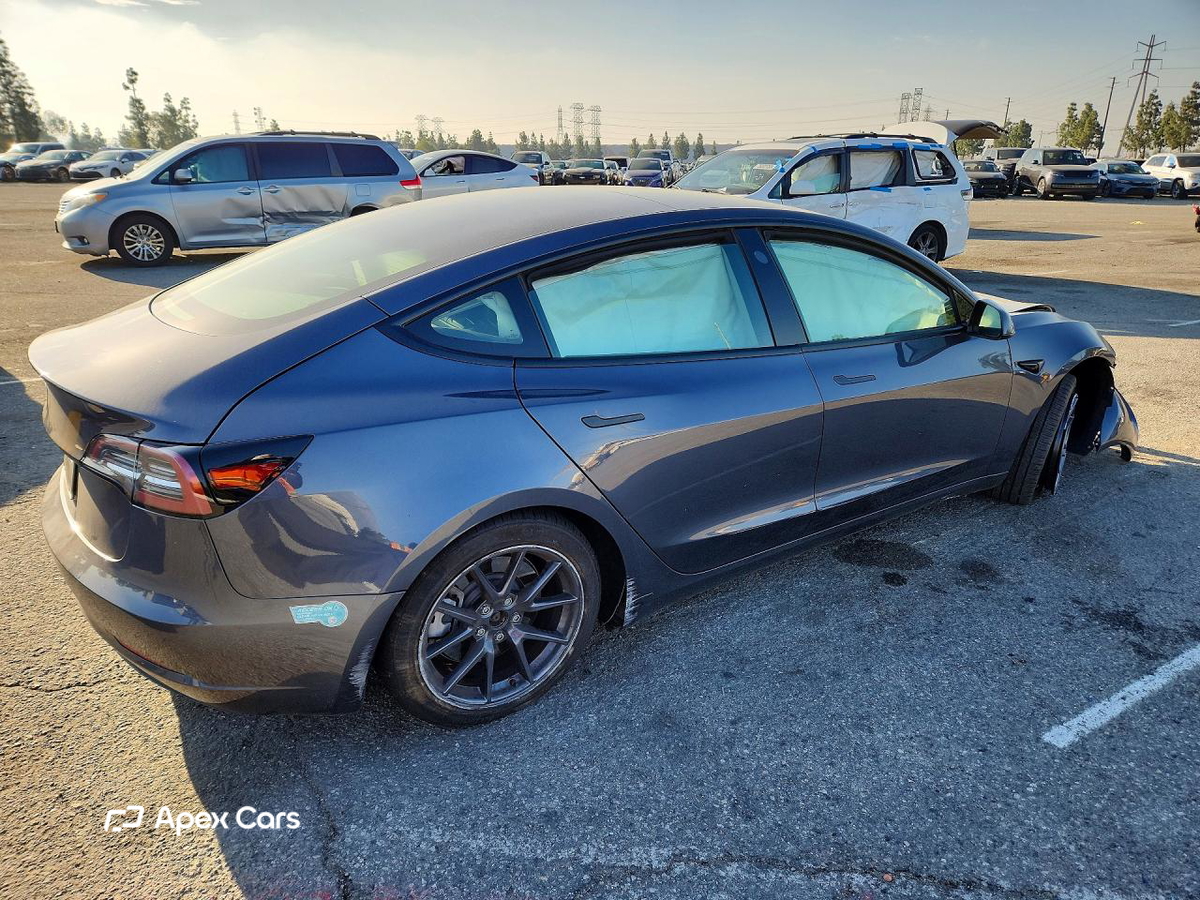 Tesla Model 3 2023