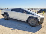 Tesla Cybertruck 2025