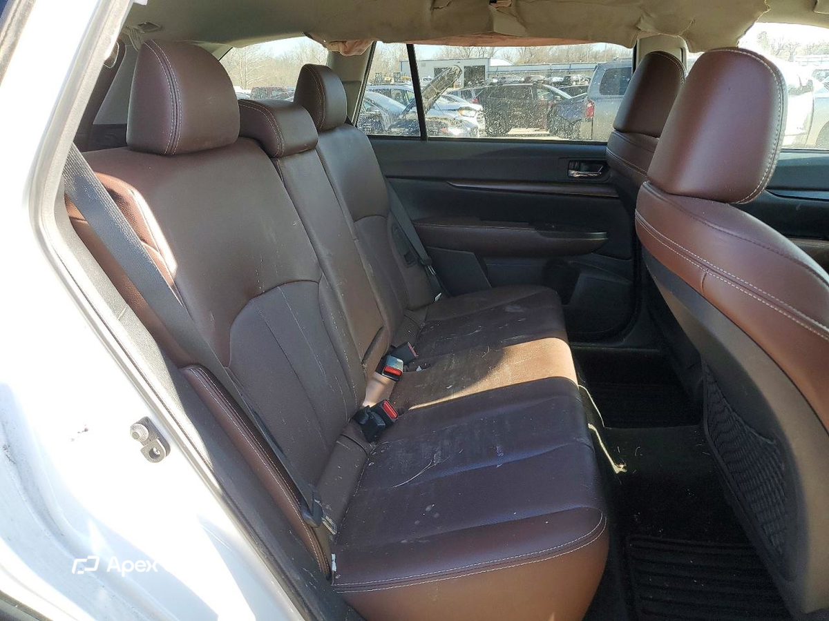 Subaru Outback 2014