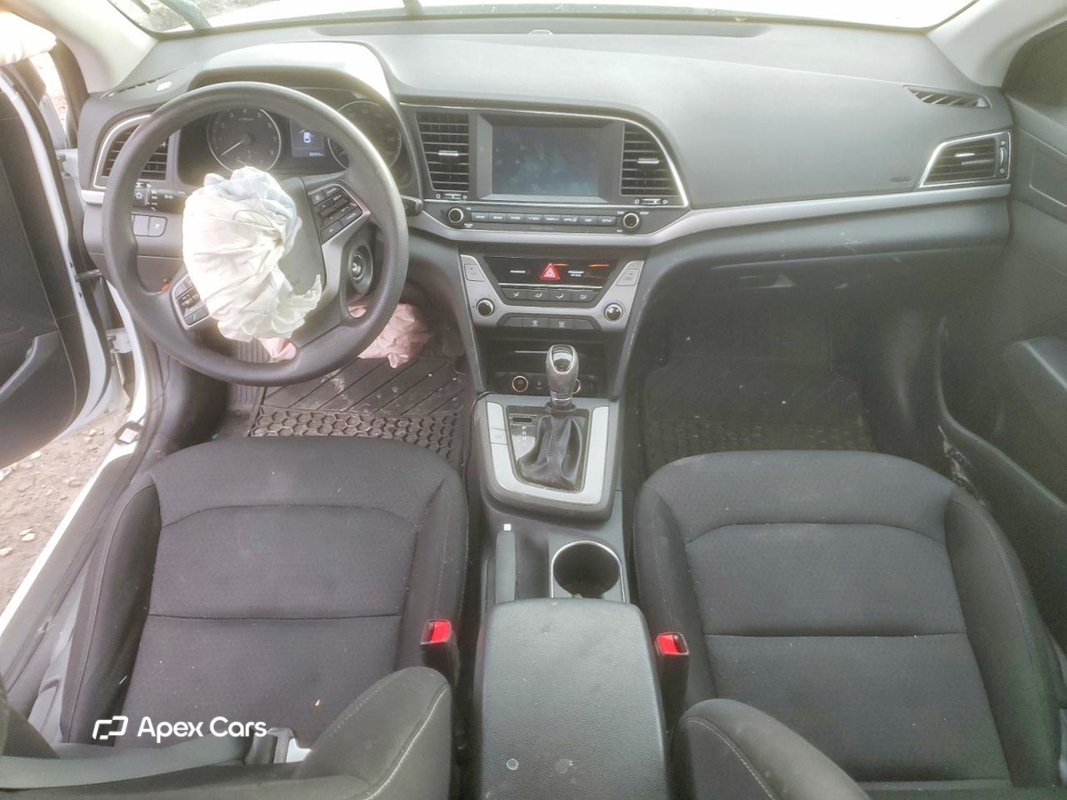 Hyundai Elantra 2018