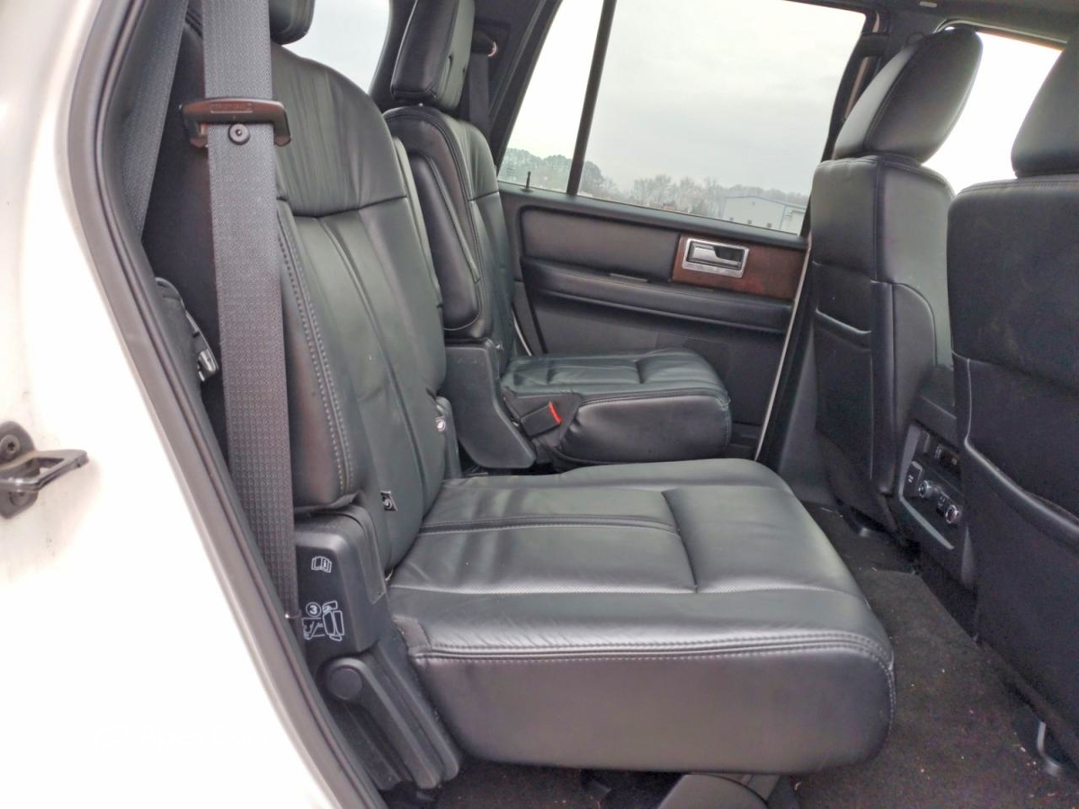 Lincoln Navigator 2015