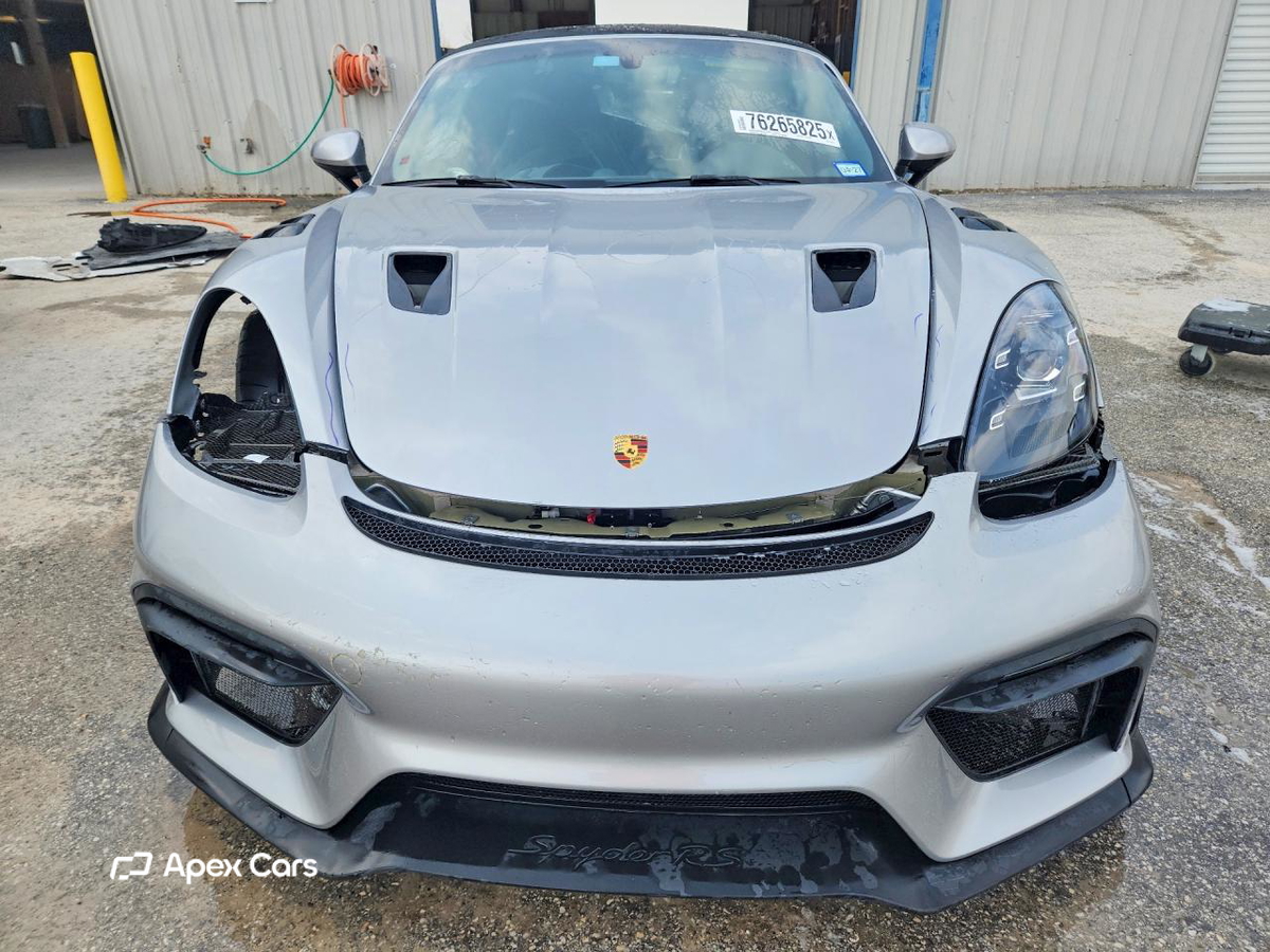 Porsche Boxster 2025