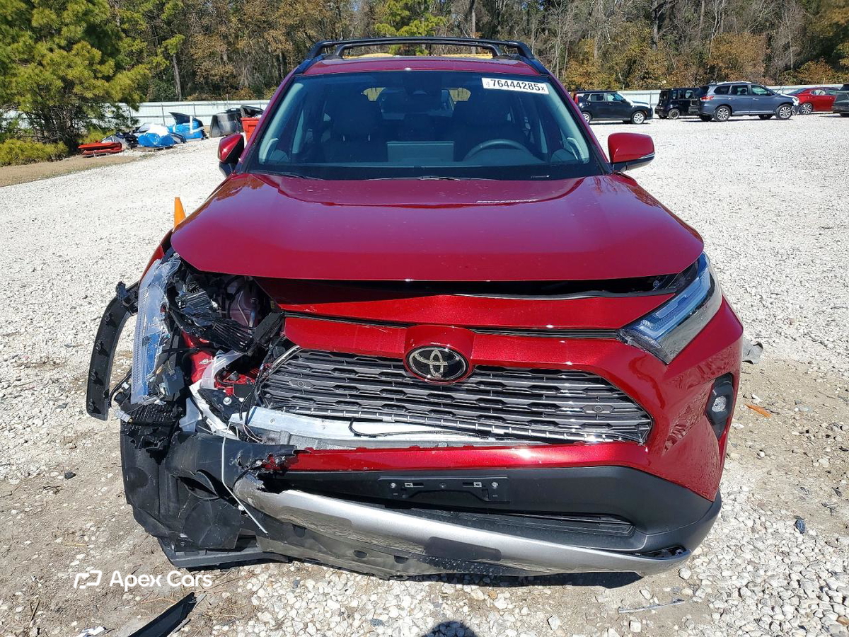 Toyota RAV 4 2025