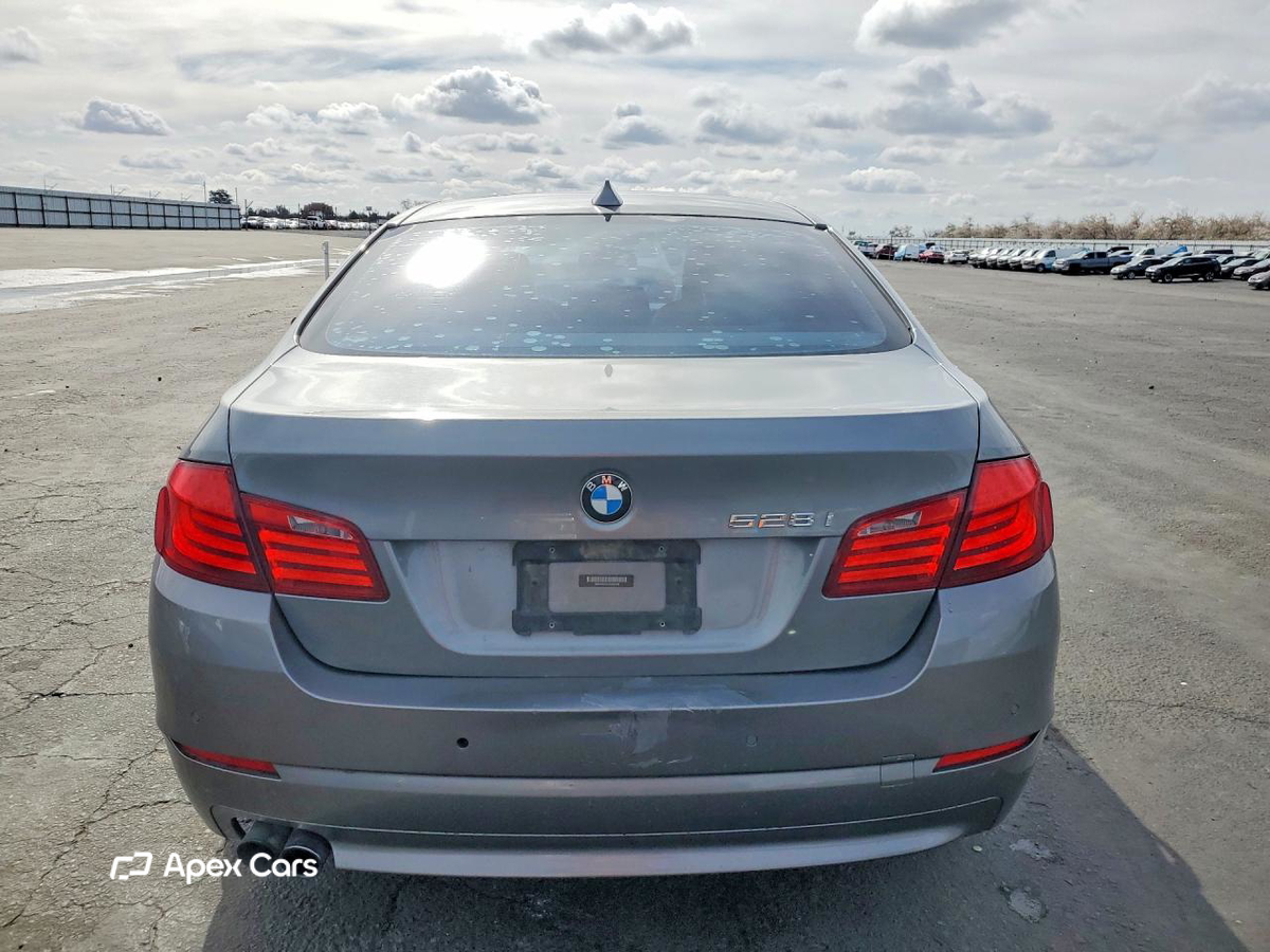 BMW Series 5 2012