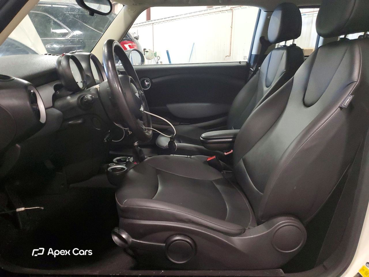 MINI Cooper 2012