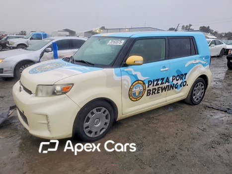 Toyota  2015 - Image 1 of 13