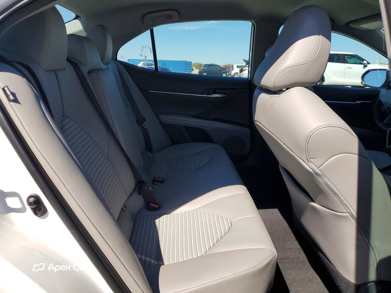 Toyota Camry 2021