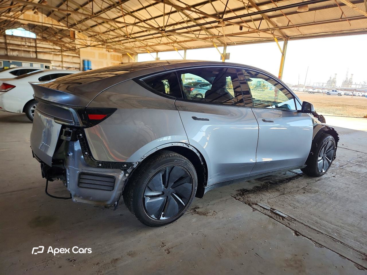 Tesla Model Y 2026
