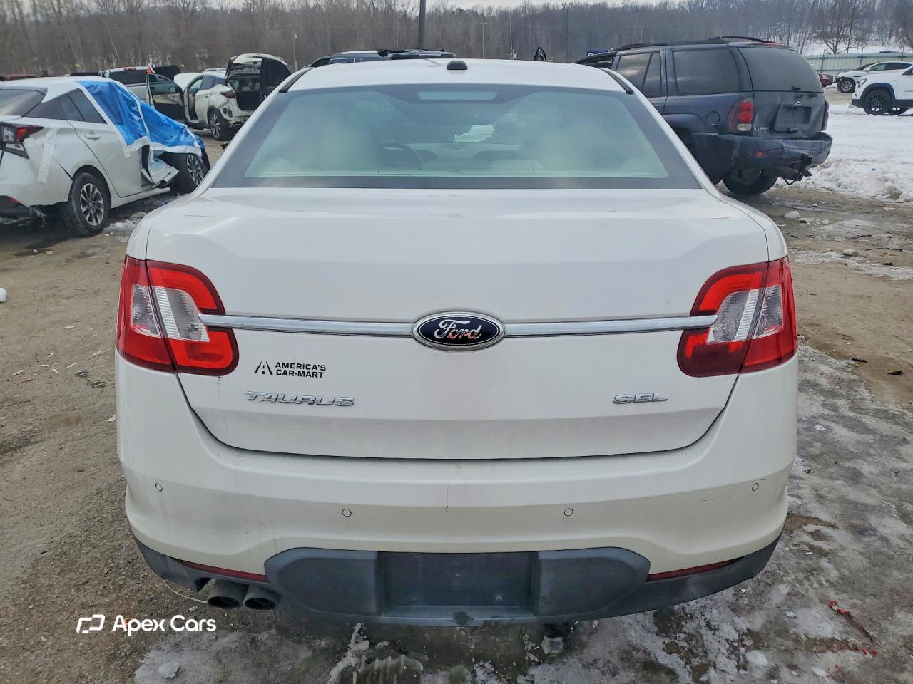 Ford Taurus 2011