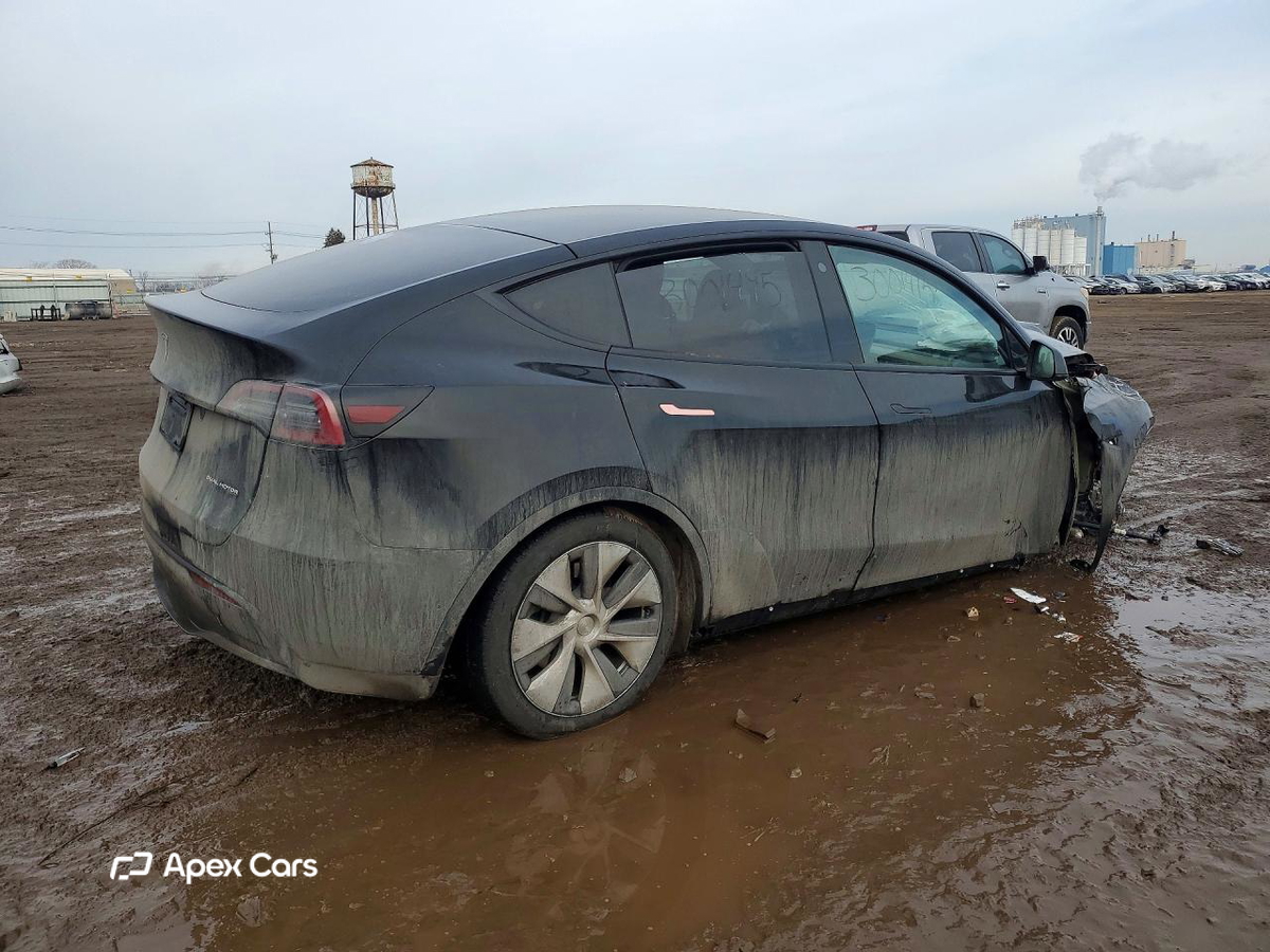 Tesla Model Y 2022